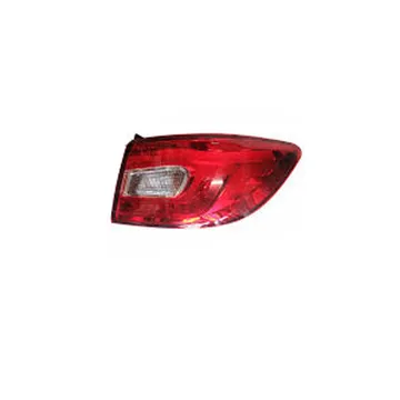 خطر عقب روی گلگیر چپ بسترن B30 خطر عقب روی گلگیر چپ بسترن B30